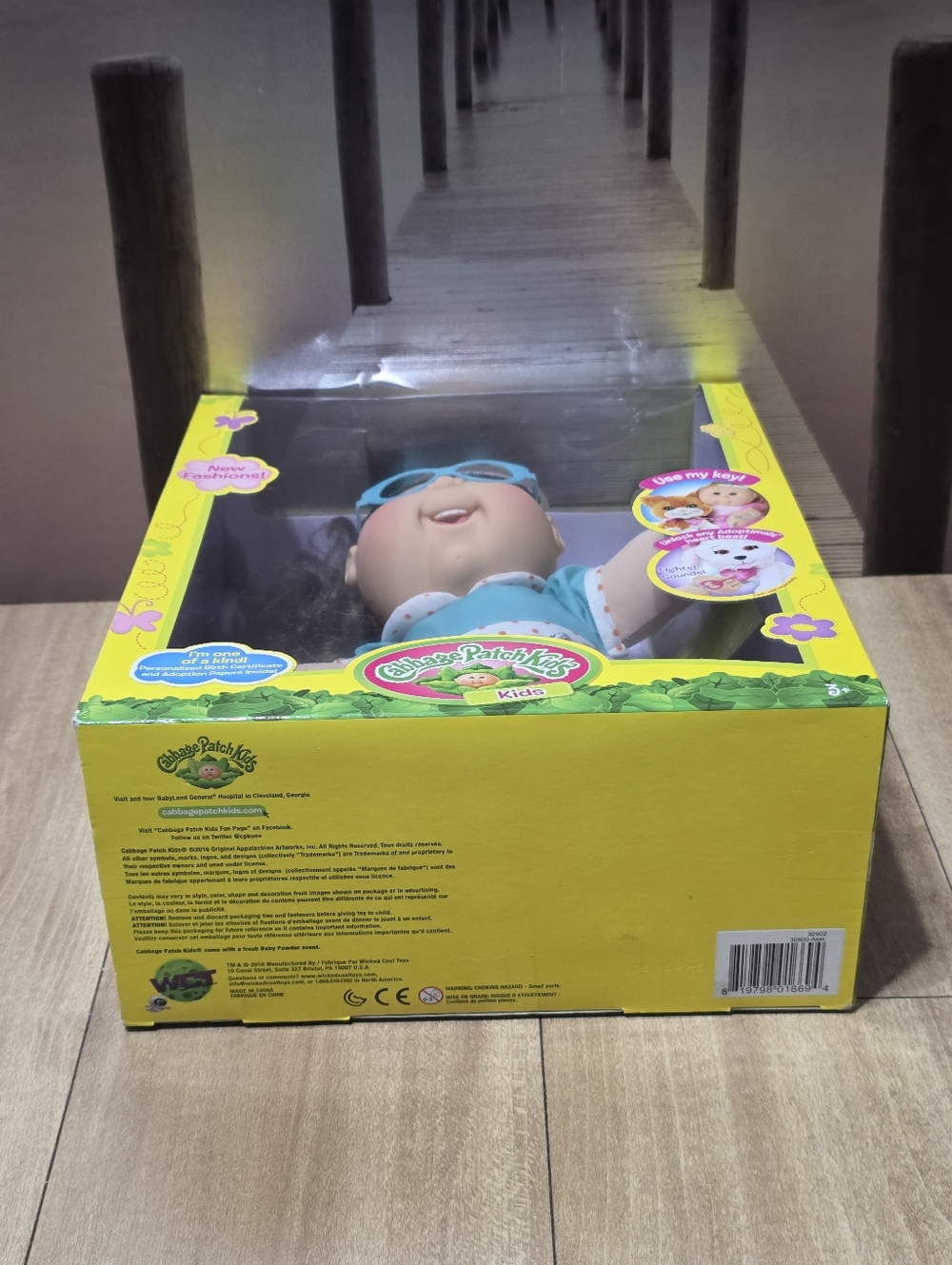 Cabbage Patch Kids Babylnd Doll NIB Glasses Outfit Cute Girl - Picture 6 of 7